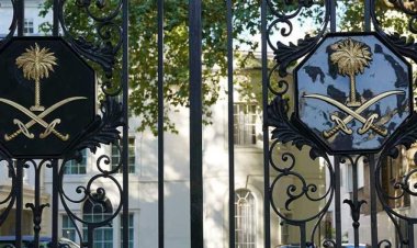 Suudi Arabistan Suriye'deki büyükelçiliğini yeniden açmaya hazırlanıyor