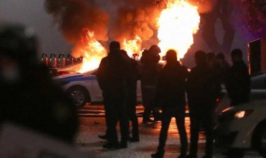 Kazakistan’da hükümet istifa etti