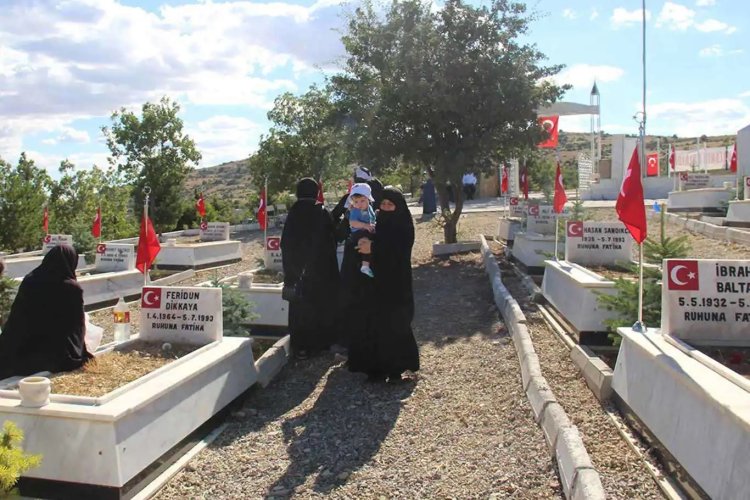 Eli kanlı PKK ve destekçilerinin gerçekleştirdiği bir katliam: Başbağlar