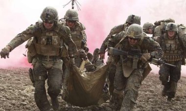 Beyaz Saray: Amerika, Afganistan'da hedefleri belirsiz ve sonu olmayan bir savaşa saplanmıştı