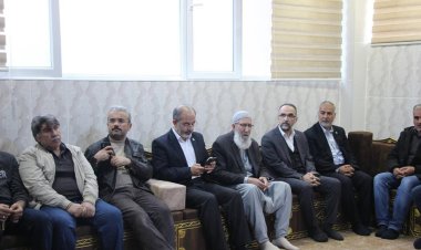 HÜDA PAR Genel Başkan Vekili Sağlam depremzedeler için okunan mevlit programına katıldı