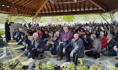 Bosna Hersek genelinde "Şehitler Günü" dualarla idrak edildi