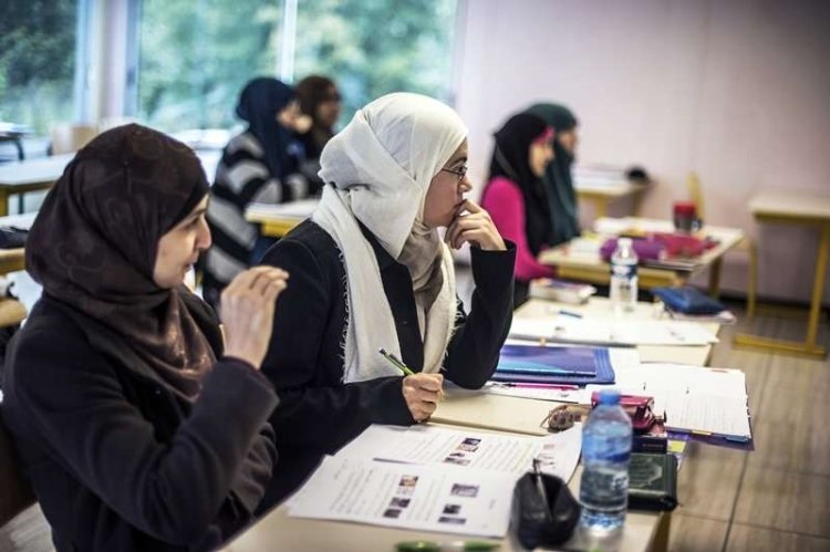 İngiltere'de 'İslami okulların izlenmesi' gündemde