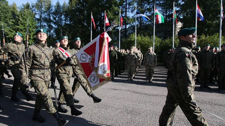 Polonya "Avrupa'nın en güçlü ordusu" için ABD ile işbirliği yapmak istiyor