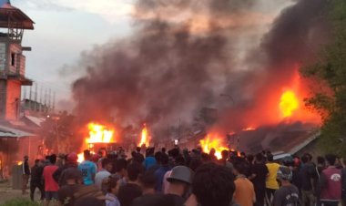 Hindistan'da şiddet olayları: 54 kişi öldü