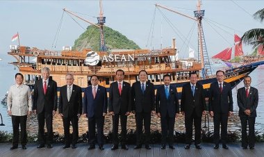 ASEAN liderleri 42. Zirve'de Myanmar'daki şiddeti görüştü