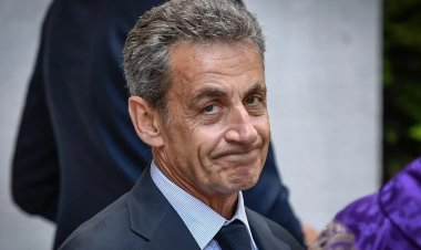 Fransa’da mahkeme eski Cumhurbaşkanı Sarkozy’ye verilen hapis cezası onadı