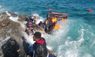 AB Yunanistan'ı geri itmeler konusunda yine eleştirdi