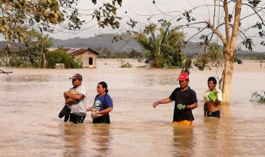 Filipinler’de Mawar Tayfunu nedeniyle binlerce kişi tahliye edildi