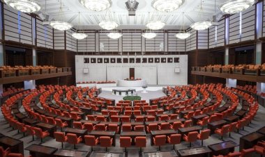 Başörtüsüne 'anayasal güvence' teklifi yeniden Meclis gündemine geliyor