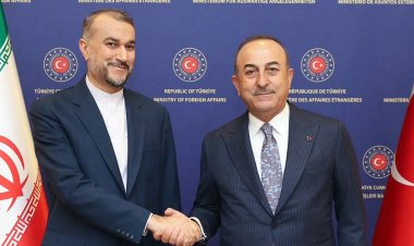 Dışişleri Bakanı Çavuşoğlu, İranlı ve BAE'li mevkidaşlarıyla görüştü