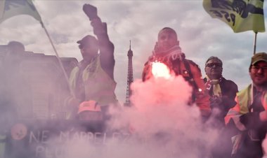 Fransa'dan sansür itirafı