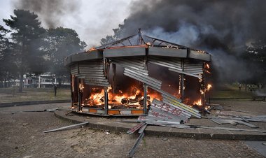 Fransa'da 17 yaşındaki sürücünün öldürülmesinin ardından çıkan olaylarda 667 kişi gözaltına alındı