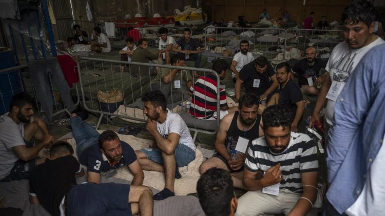 Göçmen teknesindeki facia: Kayıplarını arayanlar, DNA örneği verecek