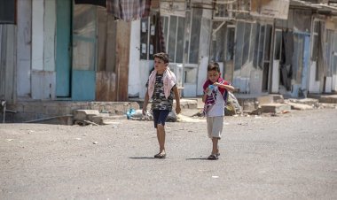 Erbil'de mülteciler sıcaktan kavruluyor