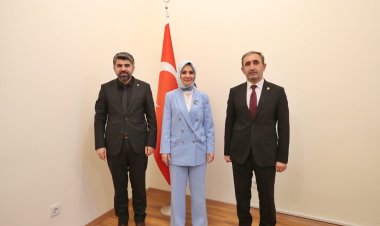 HÜDA PAR’dan Aile ve Sosyal Hizmetler Bakanı Göktaş’a ziyaret