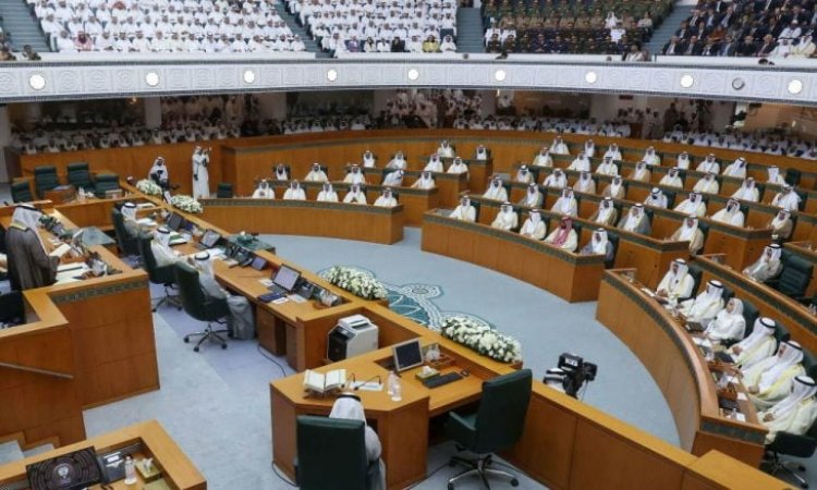 Kuveyt Parlamentosu, Kur’an’a saygısızlığa izin veren ülkelere ticari boykot önerisini görüşüyor