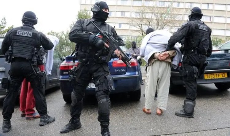 Fransa'da Müslümanlara yönelik polis şiddetinin kökleri sömürge dönemine dayanıyor