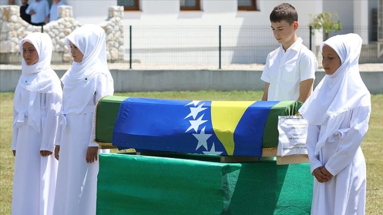 Bosna Hersek'teki savaşta Sırpların katlettiği 2 Boşnak sivil daha toprağa verildi