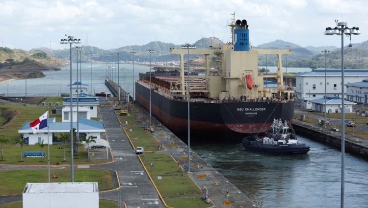 Panama Kanalı'nda 200'den fazla gemi mahsur kaldı