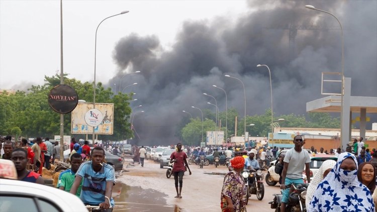 ECOWAS Dönem Başkanı Tinubu, diyalog için Nijer'e yeniden heyet gönderdi