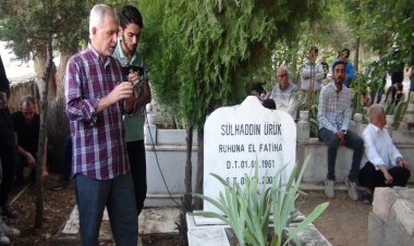 Dava adamı Şehid Selahaddin Ürük kabri başında anıldı