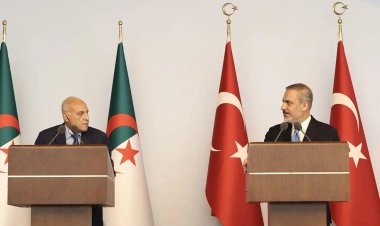 Hakan Fidan: Afrika'daki darbelerin nedenlerinden biri emperyal güçlerin takip ettiği yöntemler