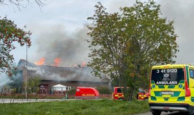 İsveç'te Arby Camii kundaklandı