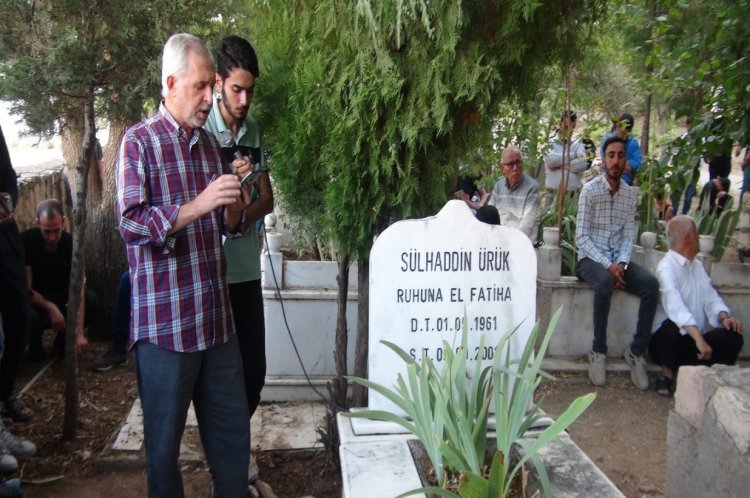 Dava adamı Şehid Selahaddin Ürük kabri başında anıldı