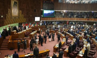 Günler sonra toplanan İİT, terör rejimini kınayıp dağıldı
