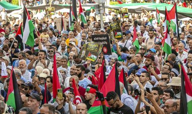 Tunus'ta binlerce kişi Filistin ile dayanışma gösterisi düzenledi