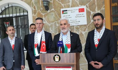 ​HÜDA PAR Genel Başkanı Yapıcıoğlu'ndan Filistin Büyükelçiliğine ziyaret