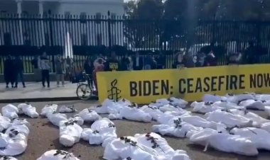 Gazze'ye destek için Beyaz Saray'ın önüne yüzlerce kefene sarılı naaş bırakıldı