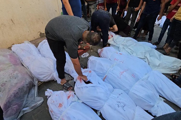 Gazze'de şehid sayısı 10 bin 569'a yükseldi