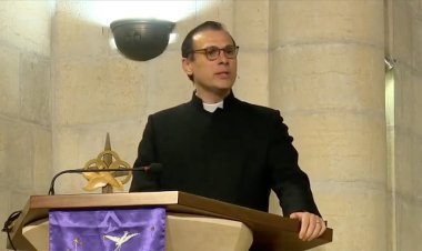 Filistinli Papaz Munzir İshak: Bu soykırım suçuna ortak olanların özrünü kabul etmeyeceğiz