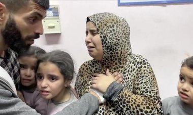 Gazze'de yıkılan evlerinden sağ kurtulan çocuklar: Nerede uyuyacağız?