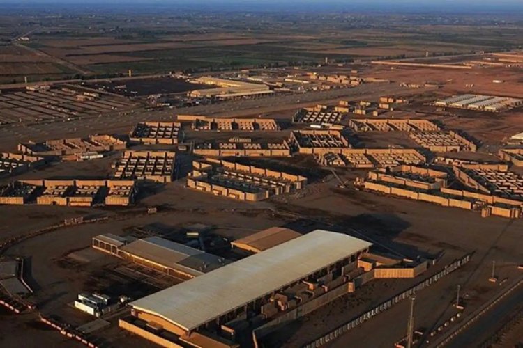 Irak ve Suriye'deki en büyük ABD üsleri vuruldu