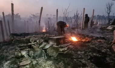 Mülteci kampında yangın: 8 binden fazla Arakanlı Müslüman evsiz kaldı
