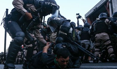Arjantin'deki hükümet karşıtı protestolarda 60 kişi yaralandı