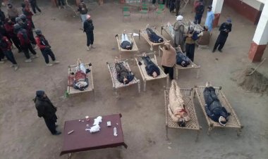 Pakistan'da karakol saldırısında 10 polis hayatını kaybetti