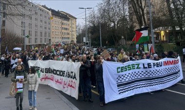 İsviçre'nin Cenevre kentinde Filistin halkına destek yürüyüşü yapıldı