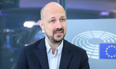 AP Milletvekili Botenga: israil'e silah göndermek soykırıma doğrudan suç ortaklığıdır