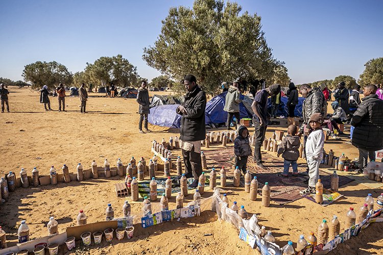 Tunus’taki Afrikalı düzensiz göçmenlerin hayali "bir an önce Avrupa’ya ulaşmak"