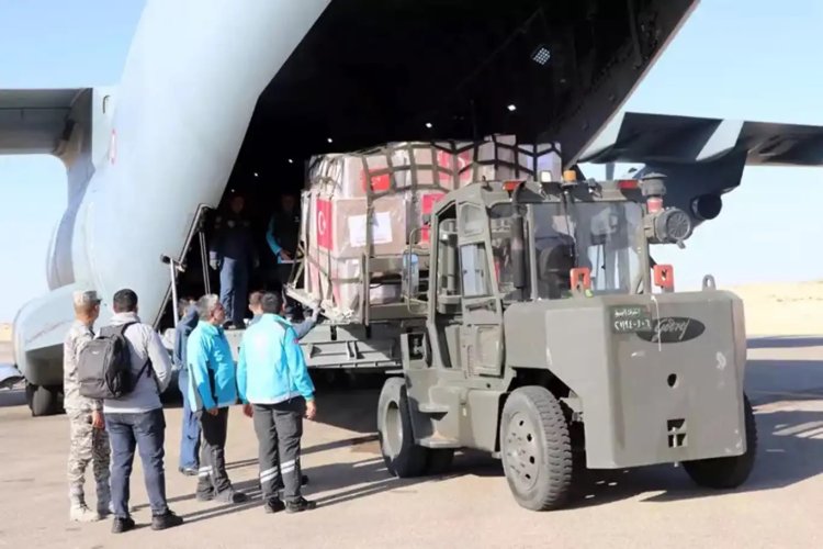 Türkiye'den Gazze'ye 1,5 ton ilaç ve tıbbi malzeme yardımı