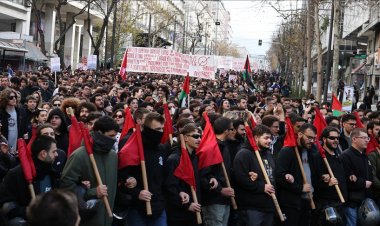 Yunanistan’da hükümetin özel üniversite kurulmasına yönelik planı protesto edildi