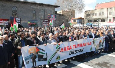 Peygamber Sevdalıları: Gazze'de yaşananlar insanlık ile insanlığını yitirmişlerin mücadelesi olmuştur