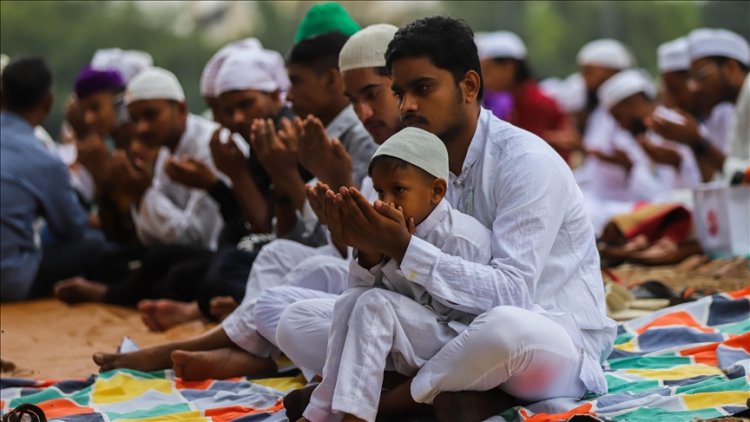 Arap ülkelerinin çoğu, ramazan ayının yarın başlayacağını duyurdu