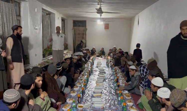IHO EBRAR, Afganistan'da yetim öğrencilere iftar yemeği verdi