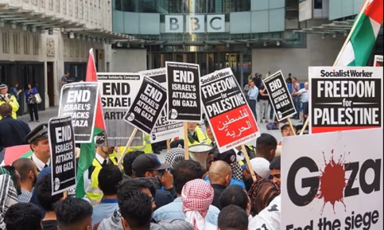 BBC, İşgalci İsrail lehine "taraflı yayın yaptığını" kabul etti