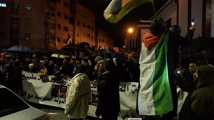 Fas'ta binlerce kişi Gazze'ye yönelik saldırılarının durdurulması için yürüdü